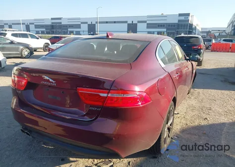 2017 Jaguar Xe 20D z USA, uszkodzony, nr VIN SAJAR4BN2HA968490